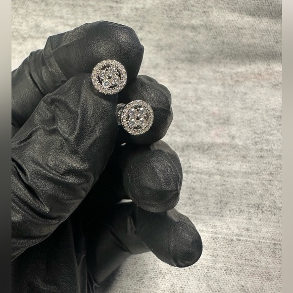 Certified Moissanite Round Stud Earrings | 925 Silver - Picture 2 of 4